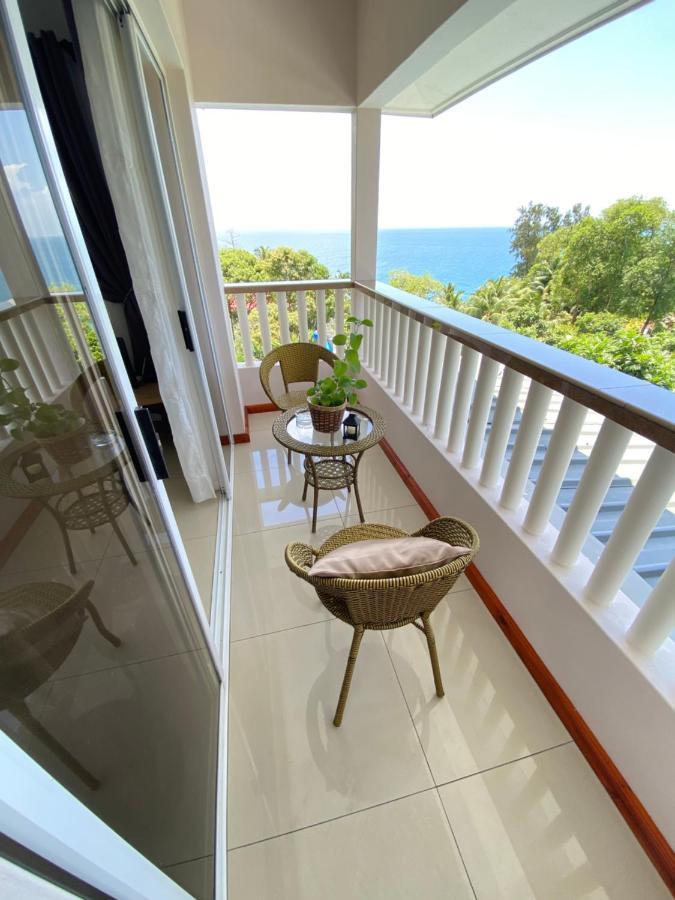 Dusk To Dawn Villa Victoria Exterior photo